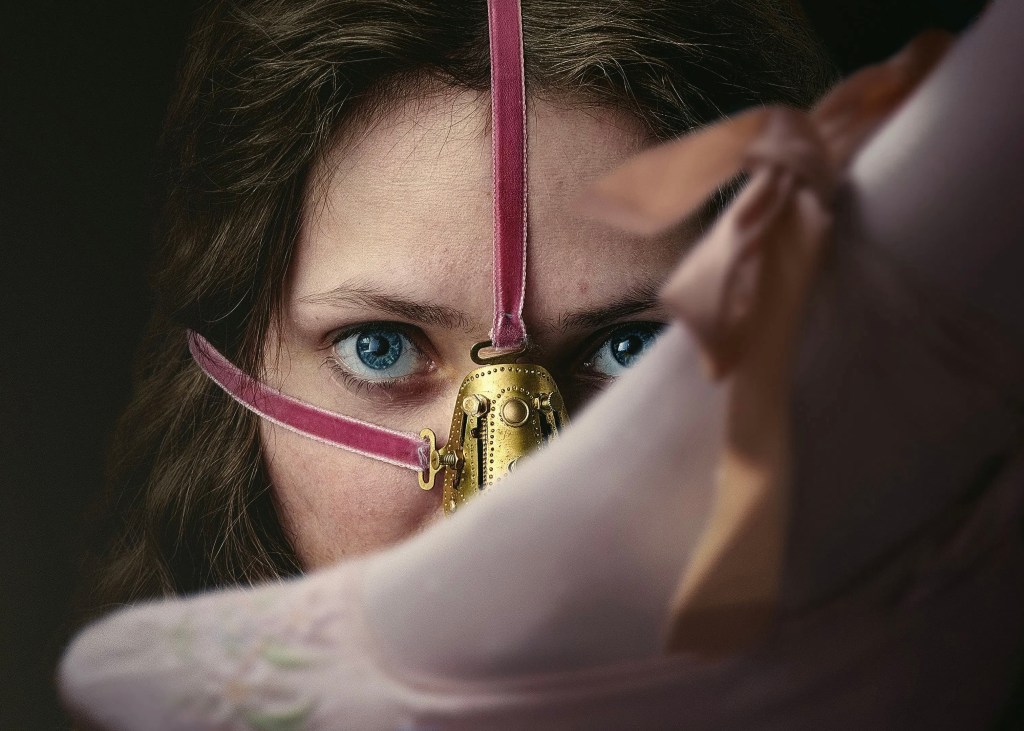 Ugly Stepsister: Grimm and&nbsp;Gory